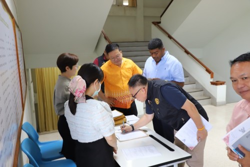 ทน.แม่สอด ประชุมคณะกรรมการพัฒนาเทศบาลนครแม่สอดเพื่อพิจารณาร่างแผนพัฒนาท้องถิ่น (พ.ศ.2566 - 2570) เพิ่มเติม ครั้งที่ 3/2568 ร่างแผนการดำเนินงาน ประจำปีงบประมาณ พ.ศ. 2569