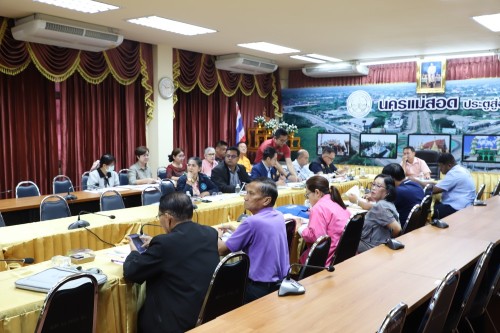 ทน.แม่สอด ประชุมคณะกรรมการพัฒนาเทศบาลนครแม่สอดเพื่อพิจารณาร่างแผนพัฒนาท้องถิ่น (พ.ศ.2566 - 2570) เพิ่มเติม ครั้งที่ 3/2568 ร่างแผนการดำเนินงาน ประจำปีงบประมาณ พ.ศ. 2569