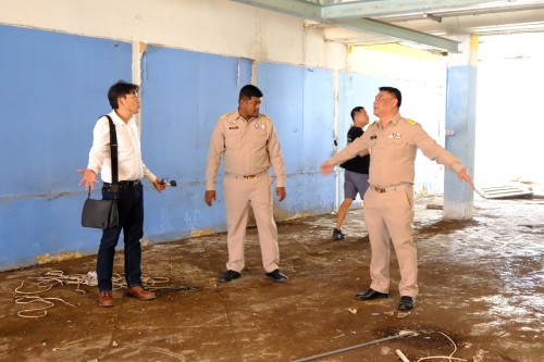 ทน.แม่สอด ลงพื้นที่สำรวจอาคารไนท์บาร์ซ่าเทศบาลนครแม่สอด เพื่อที่จะดำเนินการปรับปรุงอาคาร