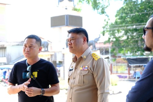 ทน.แม่สอด ลงพื้นที่สำรวจอาคารไนท์บาร์ซ่าเทศบาลนครแม่สอด เพื่อที่จะดำเนินการปรับปรุงอาคาร