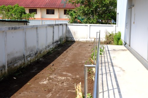 เทศบาลนครแม่สอด ลงพื้นที่ดำเนินการปรับปรุงภูมิทัศน์ โรงฆ่าสัตว์เทศบาลนครแม่สอด