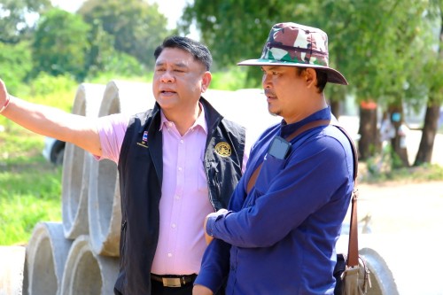 เทศบาลนครแม่สอด ลงพื้นที่ติดตามความคืบหน้า โครงการก่อสร้างกรมโยธาธิการและผังเมือง