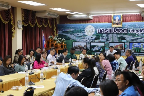 เทศบาลนครแม่สอด จัดประชุมหัวหน้าส่วนราชการ ครั้งที่ 8/2568 ประจำเดือนตุลาคม พ.ศ.2568   