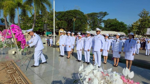 เทศบาลนครแม่สอด ร่วมพิธีวางพวงมาลาถวายราชสักการะพระบาทสมเด็จพระจุลจอมเกล้าเจ้าอยู่หัว รัชกาลที่ 5 เนื่องในวันคล้ายวันสวรรคต “วันปิยมหาราช”	