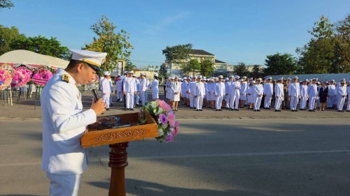 เทศบาลนครแม่สอด ร่วมพิธีวางพวงมาลาถวายราชสักการะพระบาทสมเด็จพระจุลจอมเกล้าเจ้าอยู่หัว รัชกาลที่ 5 เนื่องในวันคล้ายวันสวรรคต “วันปิยมหาราช”	
