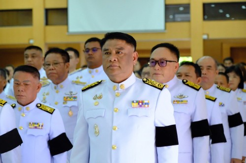 เทศบาลนครแม่สอด ร่วมพิธีถวายน้ำสรงพระบรมศพเบื้องหน้าพระฉายาลักษณ์สมเด็จพระนางเจ้าสิริกิติ์ พระบรมราชินีนาถ พระบรมราชชนนีพันปีหลวง