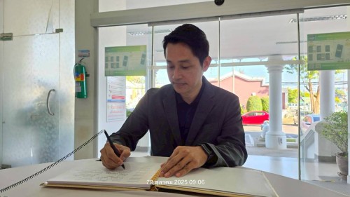 ทน.แม่สอด จัดให้มีการลงนามถวายความอาลัย และถวายสักการะหน้าพระฉายาลักษณ์ สมเด็จพระนางเจ้าสิริกิติ์ พระบรมราชินีนาถ พระบรมราชชนนีพันปีหลวง