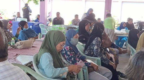 เทศบาลนครแม่สอด เข้าร่วมการจัดกิจกรรมประชุมผู้สูงอายุชุมชนอิสลาม ประจำเดือนตุลาคม 2568