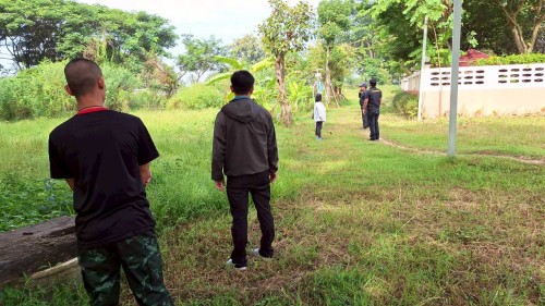 เทศบาลนครแม่สอด ลงพื้นที่ร่วมกับกรมโยธาธิการและผังเมือง เพื่อทำการสำรวจติดตามโครงการก่อสร้างถนนคอนกรีตเสริมเหล็ก