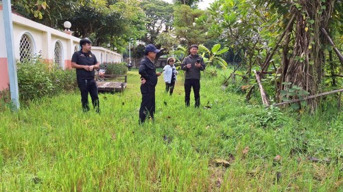 เทศบาลนครแม่สอด ลงพื้นที่ร่วมกับกรมโยธาธิการและผังเมือง เพื่อทำการสำรวจติดตามโครงการก่อสร้างถนนคอนกรีตเสริมเหล็ก