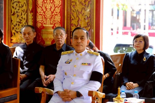 ทน.แม่สอด ร่วมพิธีบำเพ็ญกุศลและแสดงความอาลัยในวาระครบ 7 วัน (สัตตมวาร) แห่งการสวรรคเพื่อถวายเป็นพระราชกุศลแด่สมเด็จพระนางเจ้าสิริกิติ์ พระบรมราชินีนาถพระบรมราชชนนีพันปีหลวง