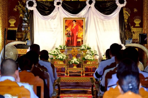 ทน.แม่สอด ร่วมพิธีบำเพ็ญกุศลและแสดงความอาลัยในวาระครบ 7 วัน (สัตตมวาร) แห่งการสวรรคเพื่อถวายเป็นพระราชกุศลแด่สมเด็จพระนางเจ้าสิริกิติ์ พระบรมราชินีนาถพระบรมราชชนนีพันปีหลวง