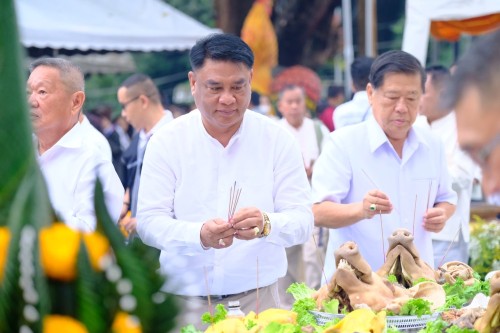 เทศบาลนครแม่สอด ร่วมพิธีบวงสรวงสักการะเจ้าพ่อพะวอ และพิธีสืบชะตาเมืองแม่สอด ประจำปี 2568