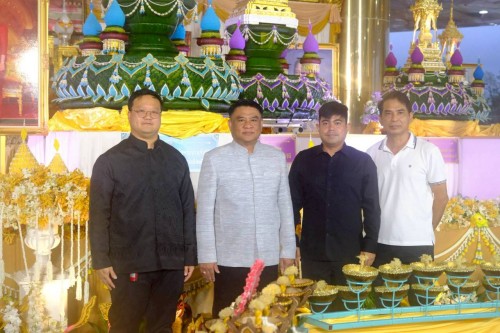 เทศบาลนครแม่สอด ร่วมพิธีขอขมาพระแม่คงคา (ถวายผ้าป่าน้ำ) ในการจัดงานประเพณีลอยกระทงสายไหลประทีป 1,000 ดวง ประจำปี 2568