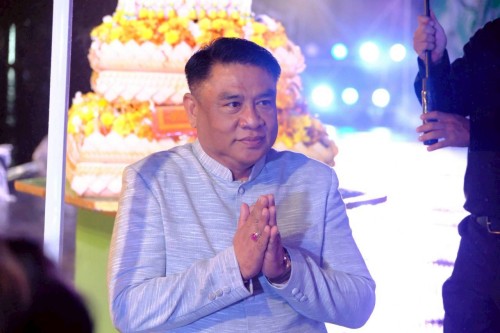 เทศบาลนครแม่สอด ร่วมพิธีขอขมาพระแม่คงคา (ถวายผ้าป่าน้ำ) ในการจัดงานประเพณีลอยกระทงสายไหลประทีป 1,000 ดวง ประจำปี 2568