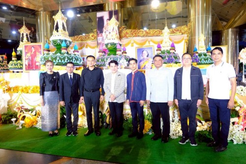 เทศบาลนครแม่สอด ร่วมพิธีขอขมาพระแม่คงคา (ถวายผ้าป่าน้ำ) ในการจัดงานประเพณีลอยกระทงสายไหลประทีป 1,000 ดวง ประจำปี 2568