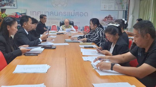 เทศบาลนครแม่สอด จัดการประชุมผู้อำนวยการสถานศึกษาและผู้อำนวยการศูนย์พัฒนาเด็กเล็กในสังกัดเทศบาลนครแม่สอด ครั้งที่ 4/2568