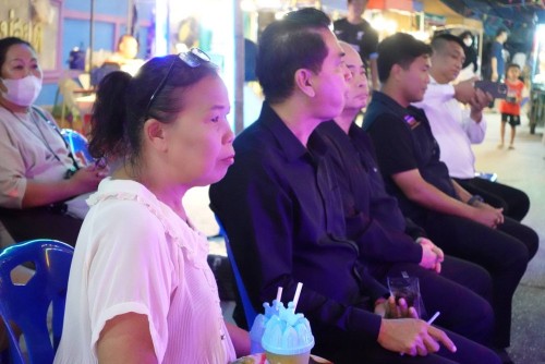 เทศบาลนครแม่สอด เข้าร่วมงานสืบสานประเพณีลอยกระทง ตลาดไนท์บาร์ซ่านครแม่สอด