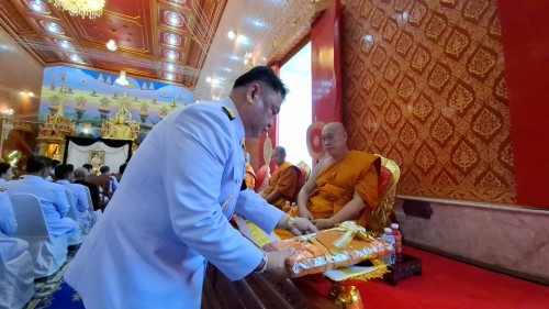 เทศบาลนครแม่สอด เข้าร่วมพิธีบำเพ็ญกุศลปัณรสมวาร การบำเพ็ญพระราชกุศลครบ 15 วัน เพื่อถวายเป็นพระราชกุศล สมเด็จพระนางเจ้าสิริกิติ์ พระบรมราชินีนาถ พระบรมราชชนนีพันปีหลวง