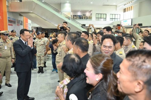 ทน.แม่สอด ร่วมให้การต้อนรับ นายอนุทิน ชาญวีรกูล นายกรัฐมนตรี และรัฐมนตรีว่าการกระทรวงมหาดไทย ในการออกตรวจติดตามการปฏิบัติหน้าที่ส่งกลับบุคคลต่างชาติ ที่ลักลอบเข้าเมืองโดยผิดกฎหมาย