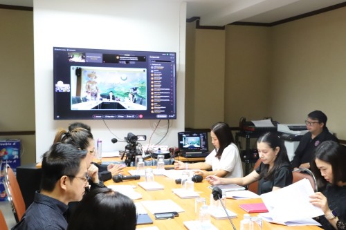 ทน.แม่สอด เข้าร่วมประชุมชี้แจงแนวทางการเข้าเฝ้า ถวายบังคมกราบพระบรมศพ สมเด็จพระนางเจ้าสิริกิติ์ พระบรมราชินีนาถ พระบรมราชชนนีพันปีหลวง