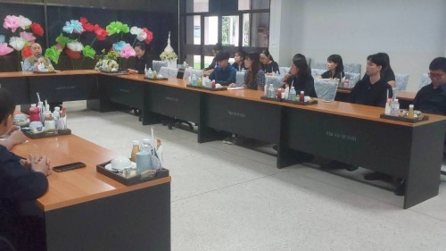 ทน.แม่สอด จัดประชุมเพื่อหารือการดำเนินกิจกรรมการแสดงพิธีเปิดการแข่งขันกองเชียร์และเชียร์ลีดเดอร์ โครงการการแข่งขันกีฬากลุ่มโรงเรียนในสังกัดเทศบาลนครแม่สอด