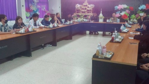ทน.แม่สอด จัดประชุมเพื่อหารือการดำเนินกิจกรรมการแสดงพิธีเปิดการแข่งขันกองเชียร์และเชียร์ลีดเดอร์ โครงการการแข่งขันกีฬากลุ่มโรงเรียนในสังกัดเทศบาลนครแม่สอด