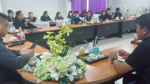 ทน.แม่สอด จัดประชุมเพื่อหารือการดำเนินกิจกรรมการแสดงพิธีเปิดการแข่งขันกองเชียร์และเชียร์ลีดเดอร์ โครงการการแข่งขันกีฬากลุ่มโรงเรียนในสังกัดเทศบาลนครแม่สอด