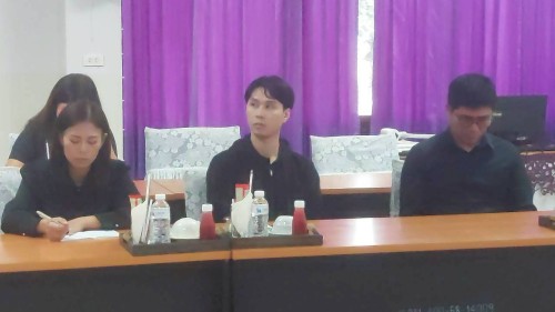 ทน.แม่สอด จัดประชุมเพื่อหารือการดำเนินกิจกรรมการแสดงพิธีเปิดการแข่งขันกองเชียร์และเชียร์ลีดเดอร์ โครงการการแข่งขันกีฬากลุ่มโรงเรียนในสังกัดเทศบาลนครแม่สอด