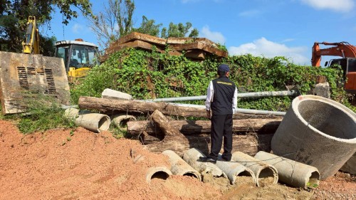 ทน.แม่สอด ลงพื้นที่ดำเนินการขับเคลื่อนการพัฒนา ตามนโยบายโครงสร้างพื้นฐานและภูมิทัศน์เมือง