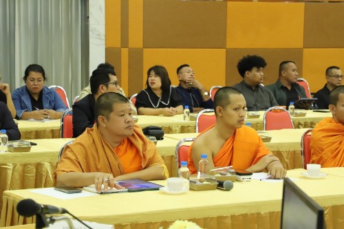 ทน.แม่สอด ให้การต้อนรับคณะมหาวิทยาลัยมหาจุฬาลงกรณราชวิทยาลัย วิทยาเขตนครสวรรค์