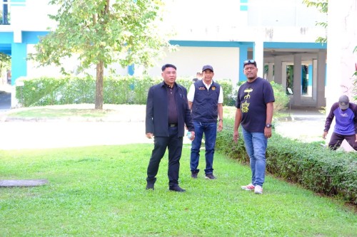 ทน.แม่สอด ลงพื้นที่ดำเนินการแก้ไขรางระบายน้ำภายในโรงเรียนเทศบาลเฉลิมพระเกียรติสมเด็จพระเทพรัตนราชสุดา ฯ สยามบรมราชกุมารี