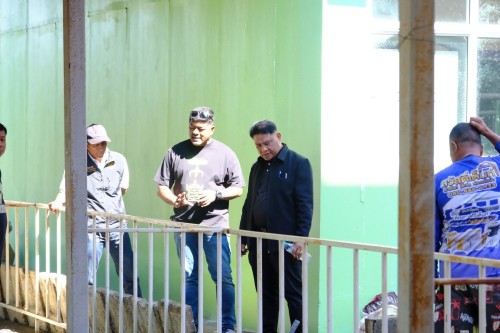 ทน.แม่สอด ลงพื้นที่ดำเนินการแก้ไขรางระบายน้ำภายในโรงเรียนเทศบาลเฉลิมพระเกียรติสมเด็จพระเทพรัตนราชสุดา ฯ สยามบรมราชกุมารี