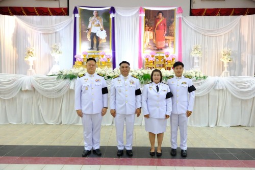 ทน.แม่สอด เข้าร่วมกิจกรรมเฉลิมพระเกียรติพระบาทสมเด็จพระมงกุฎเกล้าเจ้าอยู่หัว เนื่องในโอกาสวันคล้ายวันสวรรคตครบ 100 ปี และเฉลิมพระเกียรติสมเด็จพระเจ้าภคินีเธอ เจ้าฟ้าเพชรรัตนราชสุดา สิริโสภาพัณณวดี เนื่องในโอกาสวันคล้ายวันประสูติครบ 100 ปี