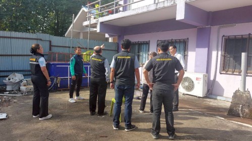 ทน.แม่สอด ลงพื้นที่ตรวจเยี่ยมและสำรวจเพื่อเตรียมซ่อมแซมระบบสาธารณูปโภคในโรงเรียนกีฬาเทศบาลนครแม่สอด