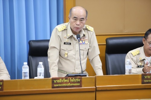 สภาเทศบาลนครแม่สอด จัดประชุมสภาเทศบาลนครแม่สอด สมัยประชุมวิสามัญ สมัยที่ 4 ประจำปี 2568