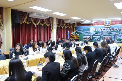 เทศบาลนครแม่สอด จัดประชุมหัวหน้าส่วนราชการ ครั้งที่ 9/2568 ประจำเดือนพฤศจิกายน พ.ศ.2568 