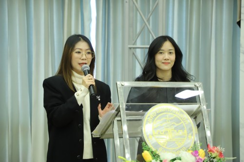 เทศบาลนครแม่สอด ร่วมกิจกรรมมอบเสื้อกันหนาว ส่งต่อความอบอุ่น สู่หัวใจชาวเทศบาลนครแม่สอด