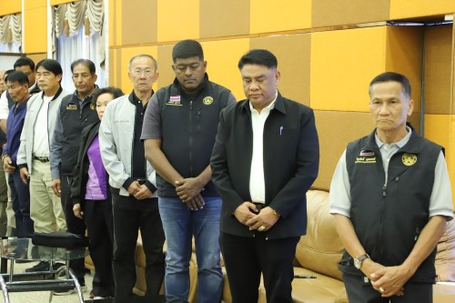 เทศบาลนครแม่สอด ร่วมกิจกรรมมอบเสื้อกันหนาว ส่งต่อความอบอุ่น สู่หัวใจชาวเทศบาลนครแม่สอด