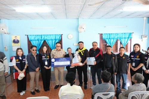 ทน.แม่สอด ลงพื้นที่มอบถุงยังชีพ จำนวน 10 ชุมชน 