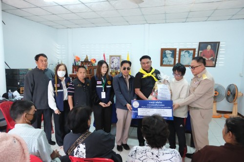 ทน.แม่สอด ลงพื้นที่มอบถุงยังชีพ จำนวน 10 ชุมชน 