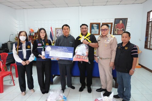 ทน.แม่สอด ลงพื้นที่มอบถุงยังชีพ จำนวน 10 ชุมชน 