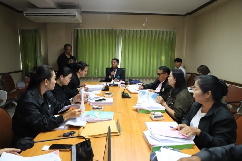 ทน.แม่สอด จัดประชุมคณะกรรมการติดตามและประเมินผลแผนพัฒนาเทศบาลนครแม่สอด 