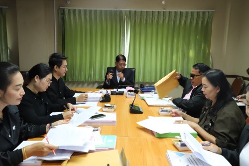 ทน.แม่สอด จัดประชุมคณะกรรมการติดตามและประเมินผลแผนพัฒนาเทศบาลนครแม่สอด 