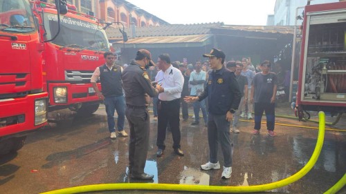 ทน.แม่สอด ลงพื้นที่ระงับเหตุอัคคีภัย ชุมชนอิสลามในเขตพื้นที่เทศบาลนครแม่สอด 