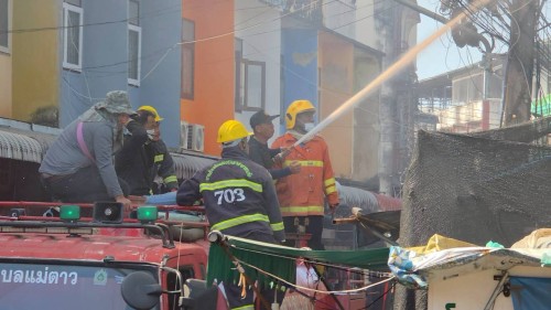 ทน.แม่สอด ลงพื้นที่ระงับเหตุอัคคีภัย ชุมชนอิสลามในเขตพื้นที่เทศบาลนครแม่สอด 