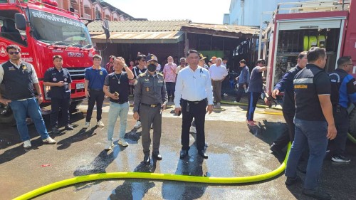 ทน.แม่สอด ลงพื้นที่ระงับเหตุอัคคีภัย ชุมชนอิสลามในเขตพื้นที่เทศบาลนครแม่สอด 