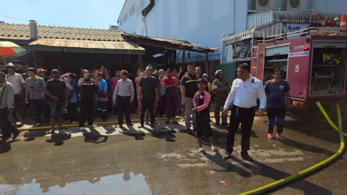 ทน.แม่สอด ลงพื้นที่ระงับเหตุอัคคีภัย ชุมชนอิสลามในเขตพื้นที่เทศบาลนครแม่สอด 