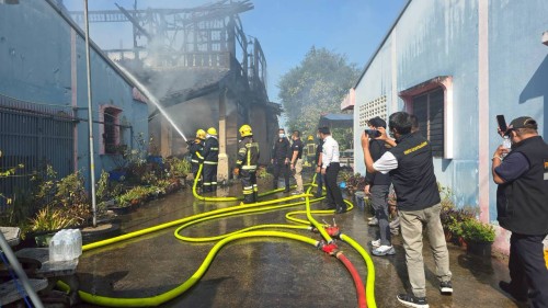 ทน.แม่สอด ลงพื้นที่ระงับเหตุอัคคีภัย ชุมชนอิสลามในเขตพื้นที่เทศบาลนครแม่สอด 