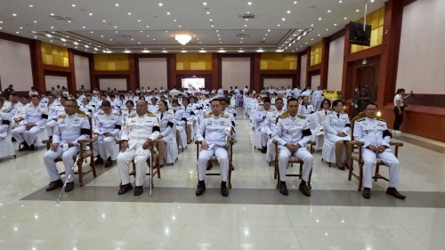 ทน.แม่สอด ร่วมพิธีเจริญพระพุทธมนต์และทำบุญตักบาตรถวายพระราชกุศล เนื่องในวันคล้ายวันพระบรมราชสมภพ พระบาทสมเด็จพระบรมชนกาธิเบศร มหาภูมิพลอดุลยเดชมหาราช บรมนาถบพิตร วันชาติและวันพ่อแห่งชาติ 5 ธันวาคม 2568